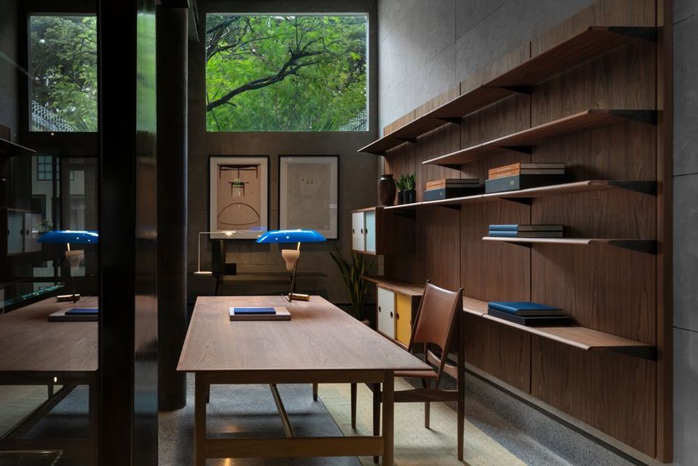 Shelves - The Panel System - HOUSE OF FINN JUHL