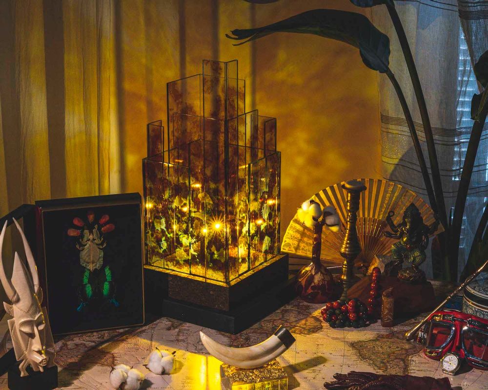 Unique pieces - Ambient light. CUZCO. MR. Skyline Collection - AURORE BOUTER GLASS ART