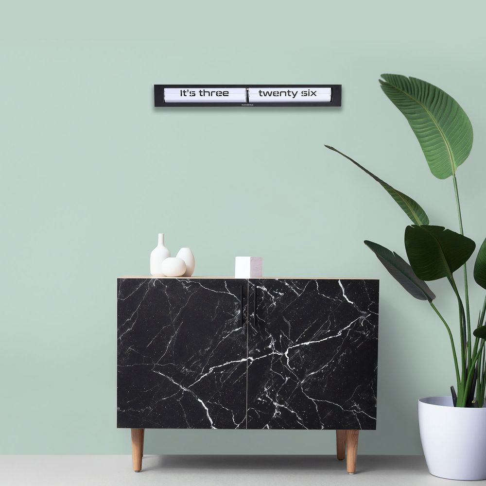 Mobilier et rangements pour bureau - Transformation du Temps : Horloge à Flip TextTime Noire / 65 x 8 x 8 - CLOUDNOLA