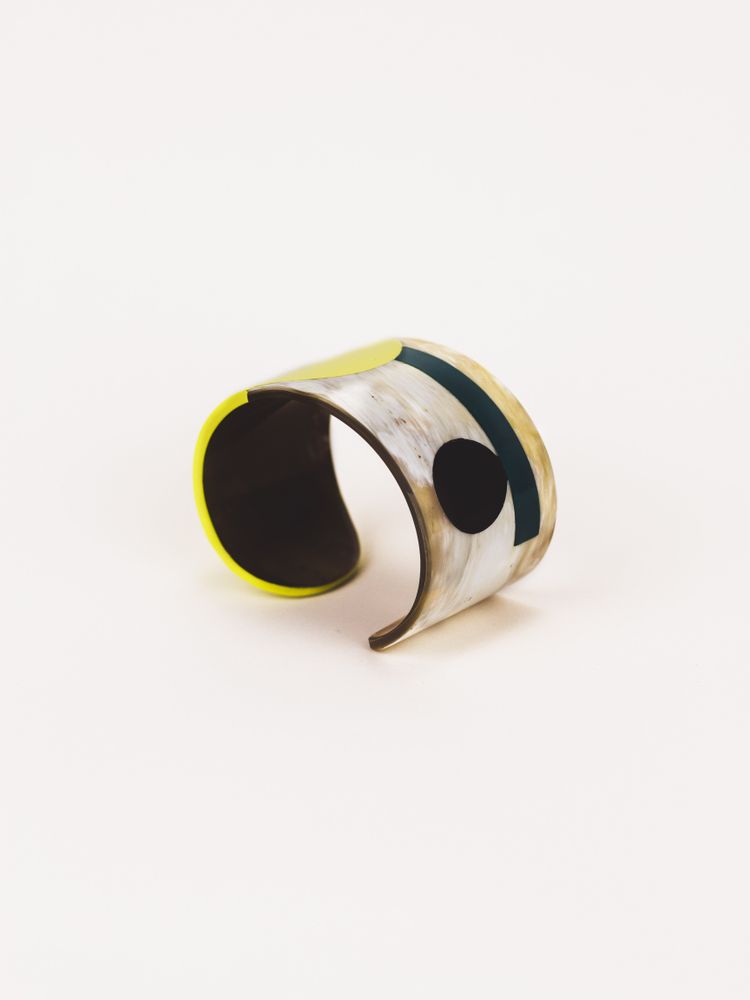 Bijoux - Manchette Méli-Mélo en corne blanche et laque tricolore - L INDOCHINEUR X RIVÊT