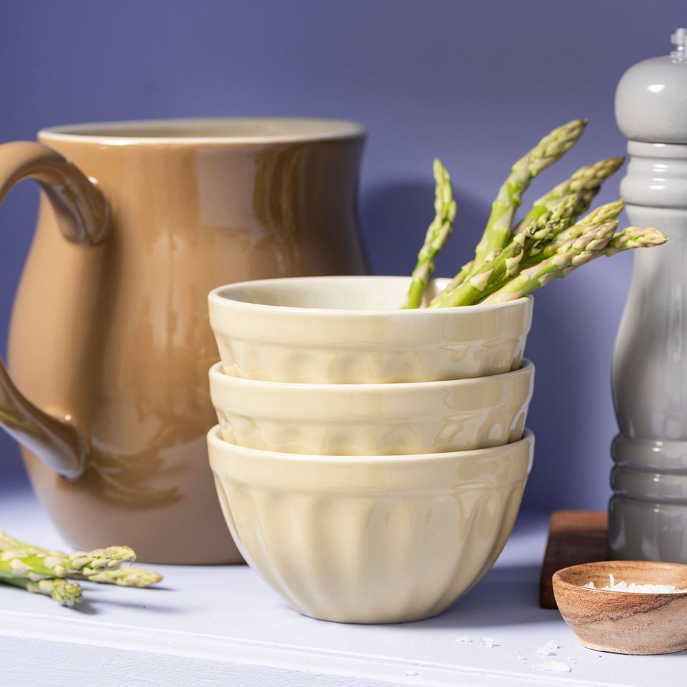 Objets de décoration - Mynte® Hazelnut & Wheat Straw en grès et en tricot - IB LAURSEN