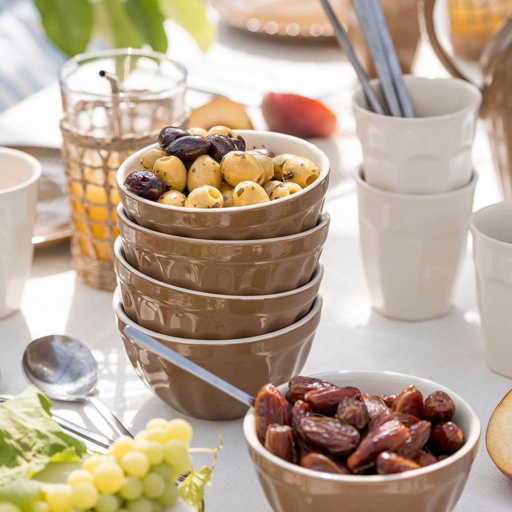 Objets de décoration - Mynte® Hazelnut & Wheat Straw en grès et en tricot - IB LAURSEN