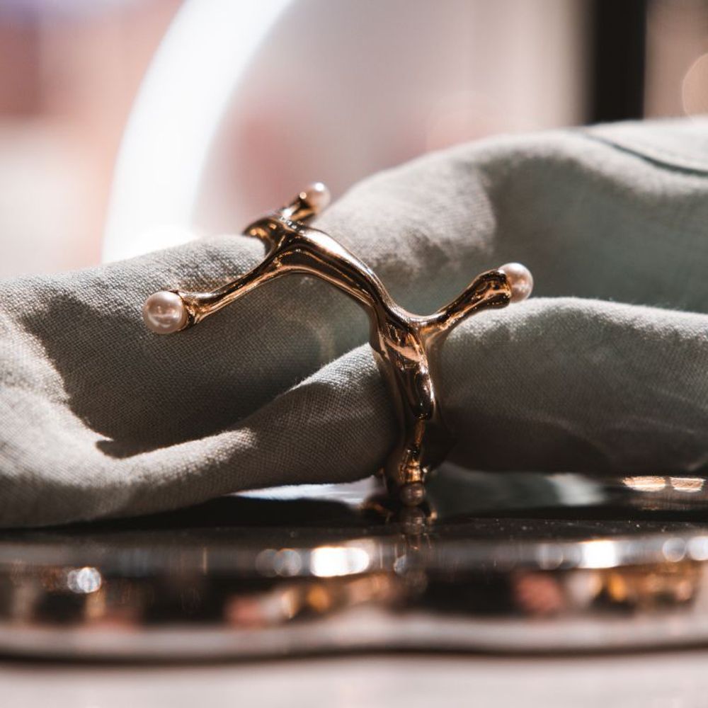Formal plates - Perla - napkin ring; pearl napking ring; tableware - MAEVE