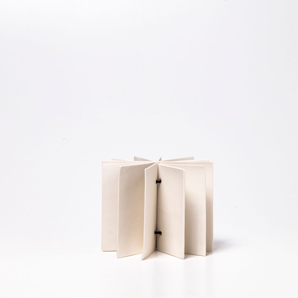 Design objects - S-foglio - L ARTE NEL POZZO