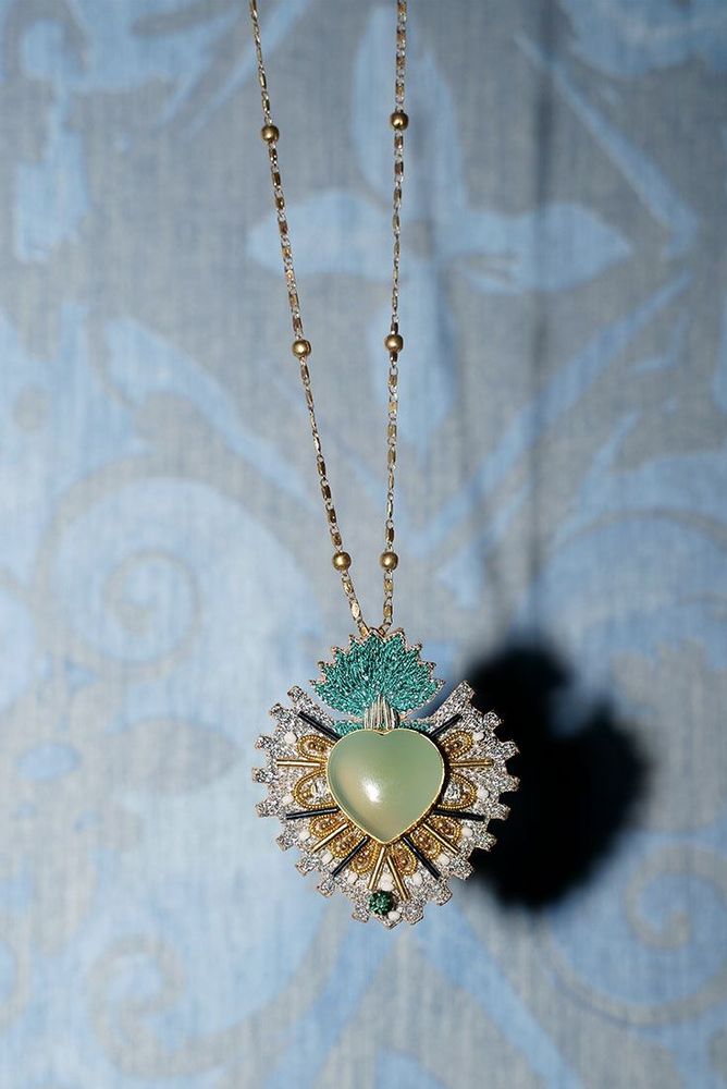 Jewelry - ROSANA Medal - NAHUA