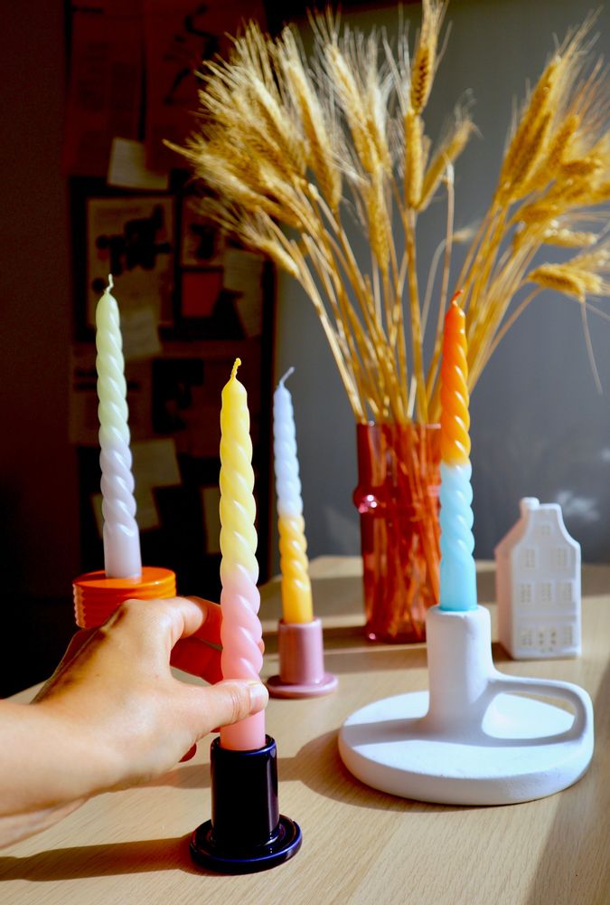 Christmas table settings - Twist Candles "Blossoming Fields", set of 4 - PALETTE AMSTERDAM
