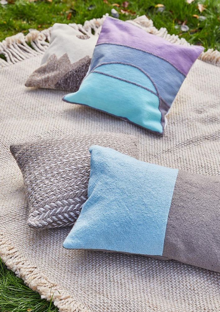 Comforters and pillows - Indoor and outdoor cushion ELEMENTS made of recycled PET - LIV INTERIOR