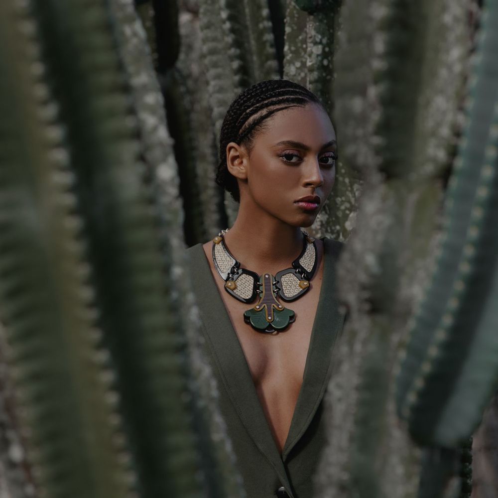 Jewelry - Necklace Plastron Ybyra Green - GISSA BICALHO