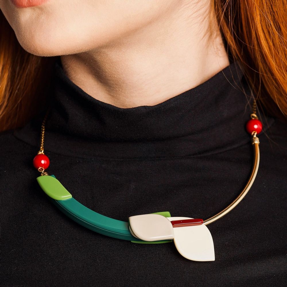 Bijoux - Collier Ras de Cou Anthurium Vanille - GISSA BICALHO