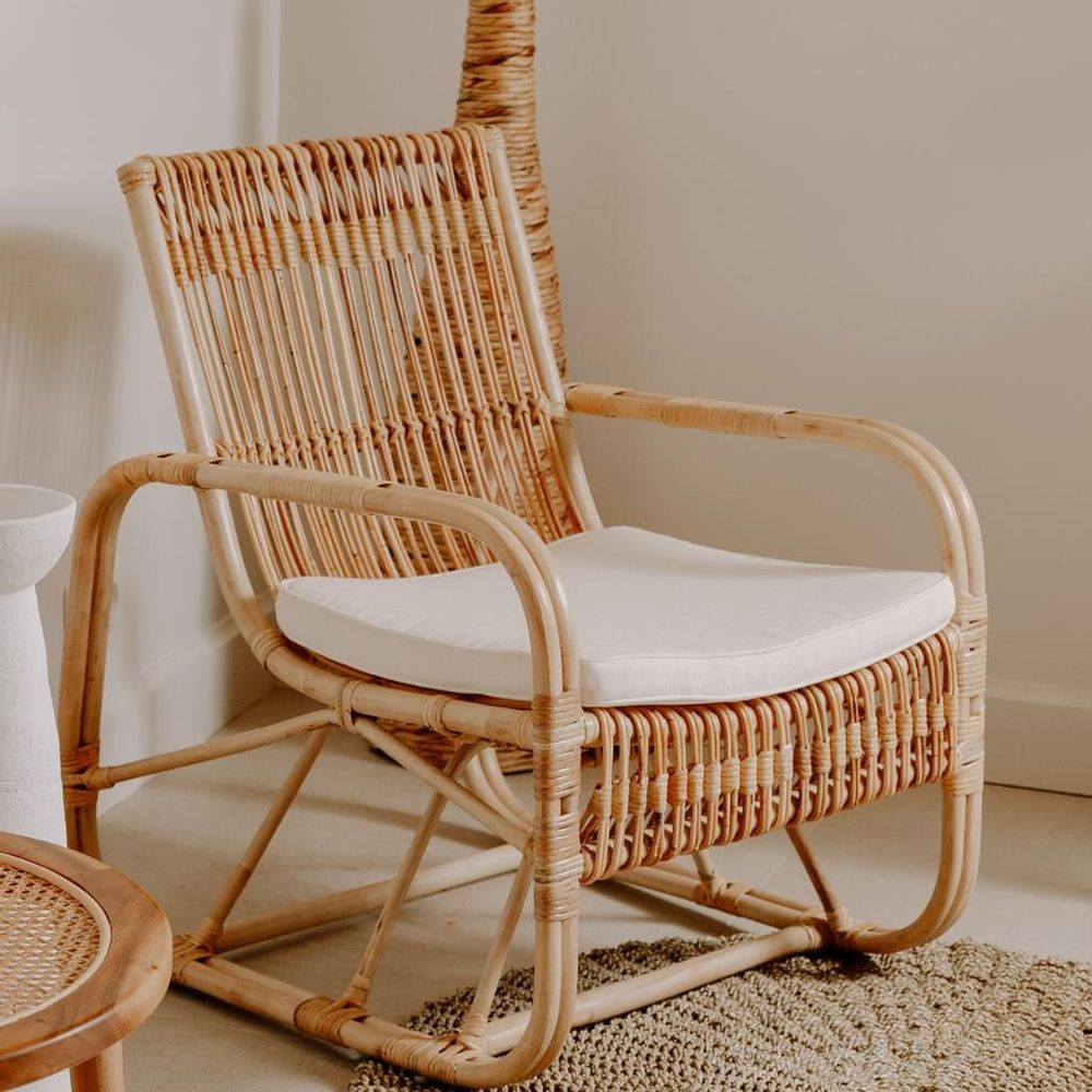 Fauteuils - ALBANE - Fauteuil en rotin avec coussin - HYDILE
