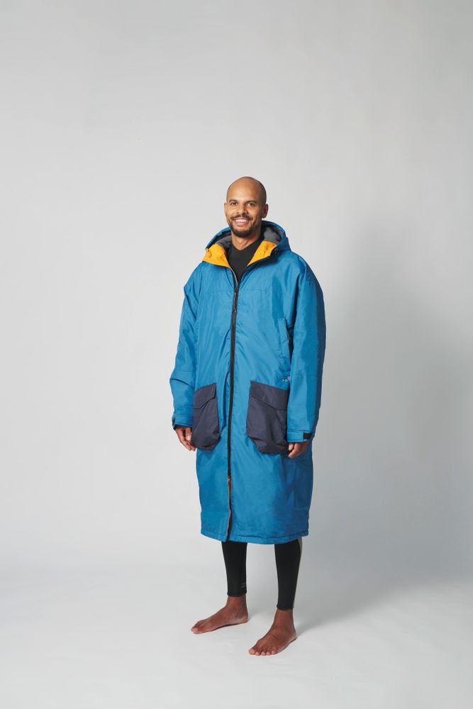 Changing Robe and Dry Coat Apparel VOITED ADVENTURE GMBH