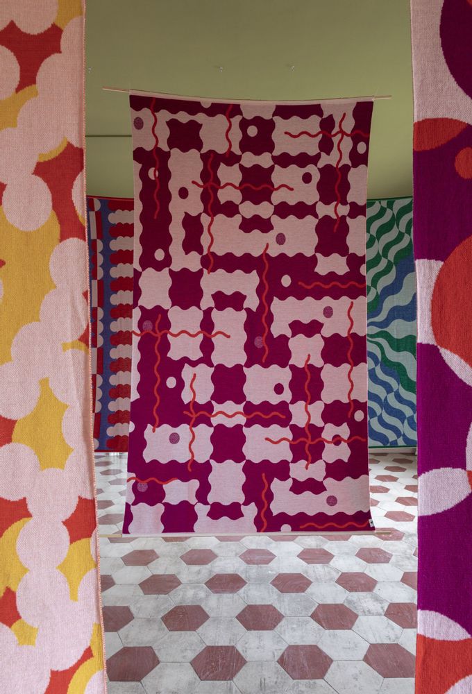 Throw blankets - Trip by Serena Confalonieri - LANIFICIO  LEO - SINCE 1873