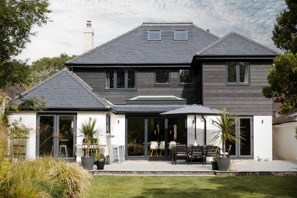Equipements espace extérieur - Lames de bardage en résine minérale, Board & Batten+ et Shadow Line+, ANSYEARS MILLBOARD - ANSYEARS TERRASSES D'EXCEPTION