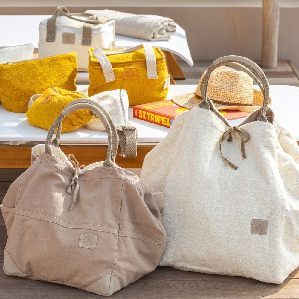 Bags and totes - MEDIUM REVERSE TOTE - WEEKEND'S BAG. - TRAVAUX EN COURS...