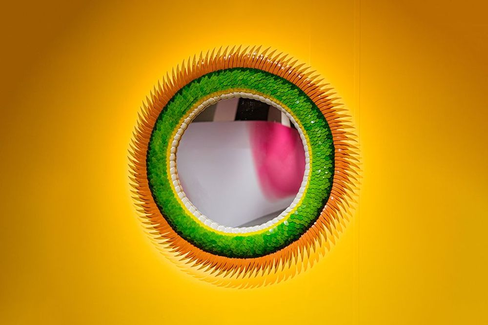 Miroirs - Pandragon Mirror (Round) Conceptual Artwork - TAIWAN CRAFTS & DESIGN