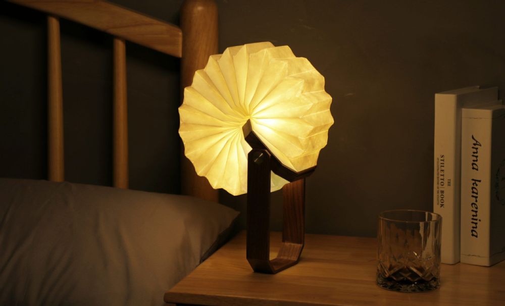 Lampes de bureau  - Smart Origami Lamp - GINGKO DESIGN