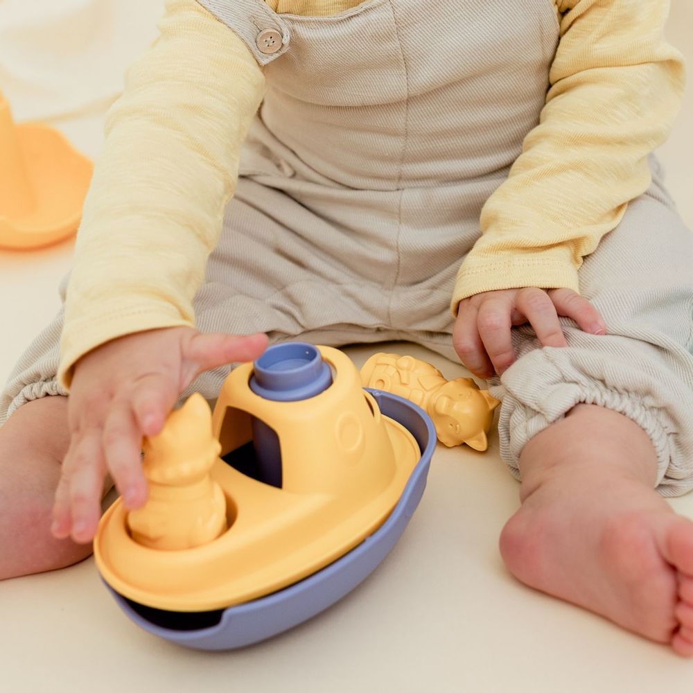 Toys - My first 2-in-1 boat - Made in France 100% recycled and recyclable plastic - LE JOUET SIMPLE.