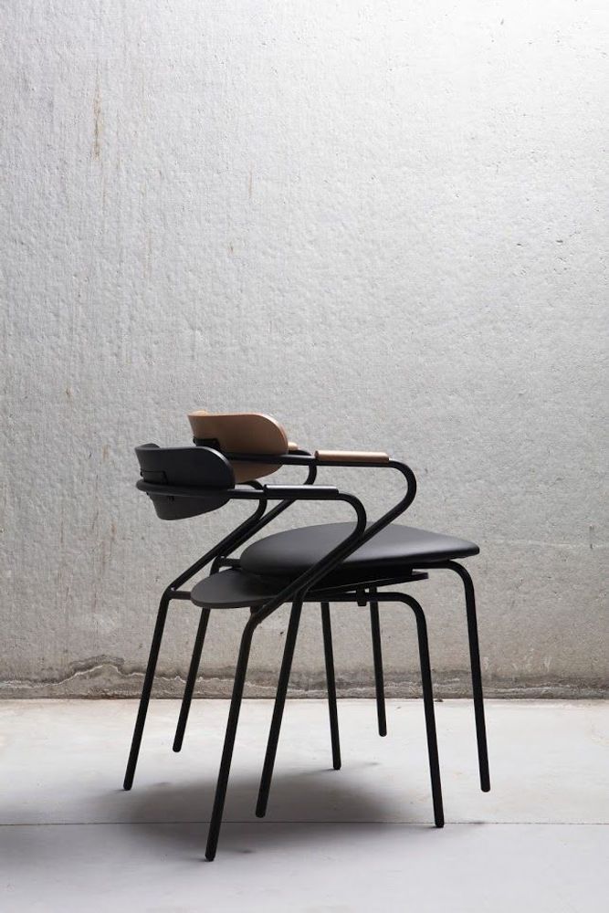 Chairs - Linea - LIVONI 1895
