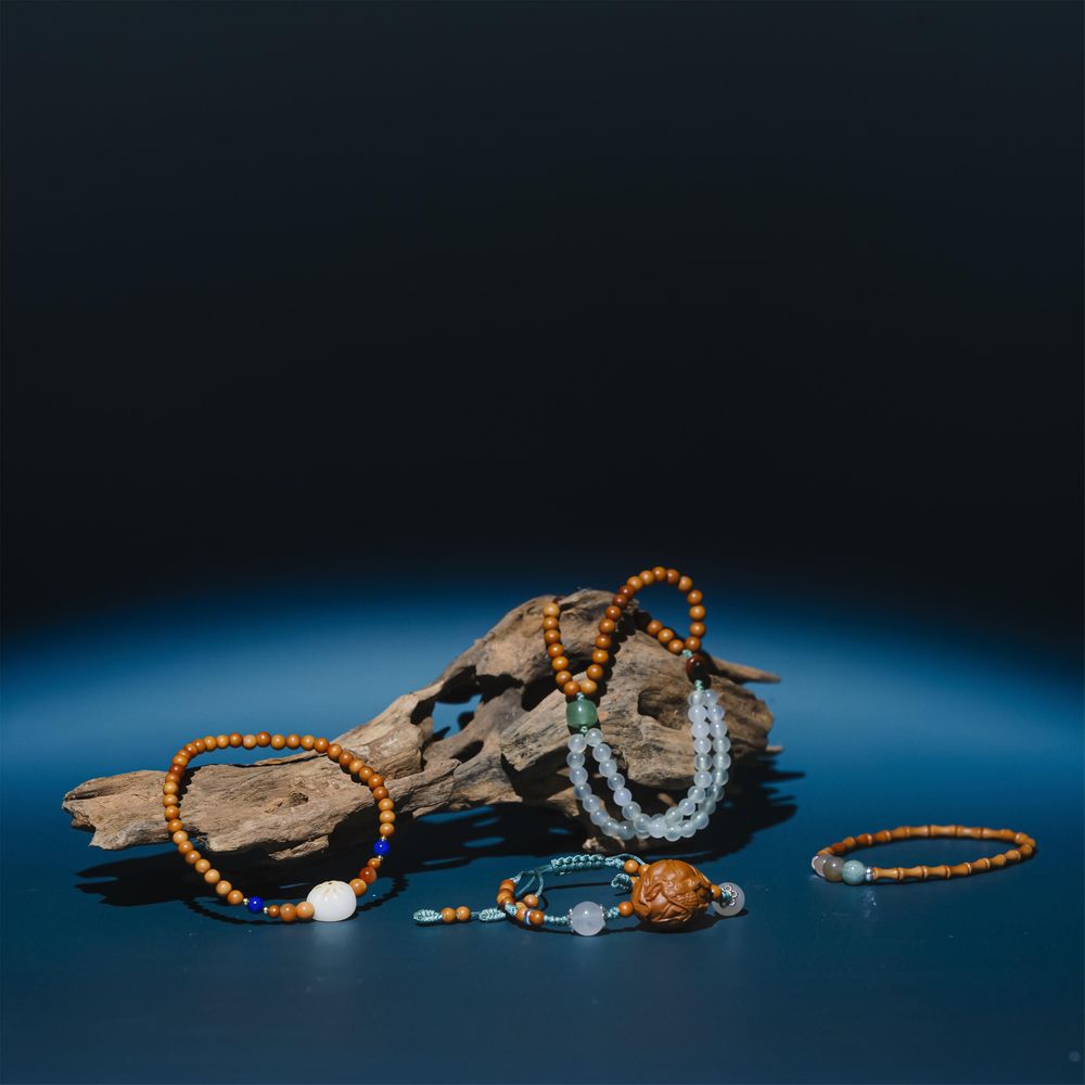 Bijoux - Bijoux d'art populaire chinois, sculpture sur noyau - THE ZHAI