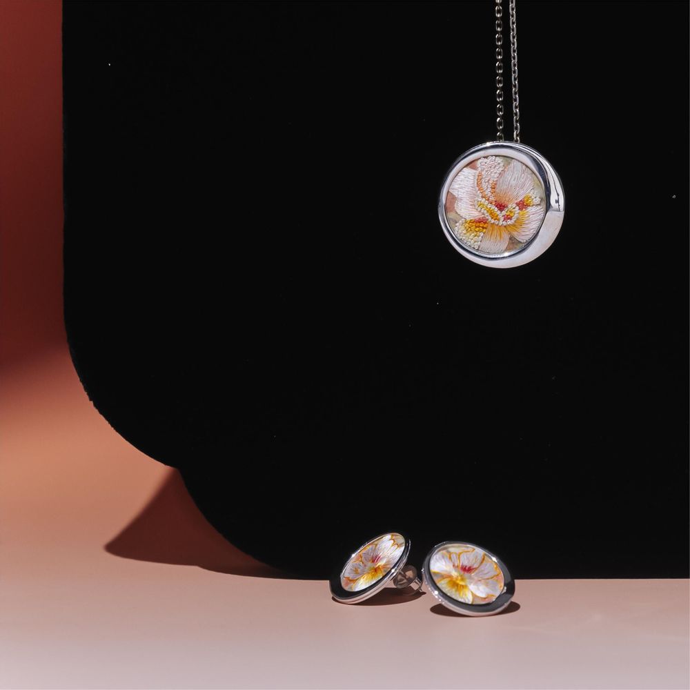 Brooches - Silk Suzhou Embroidery - THE ZHAI