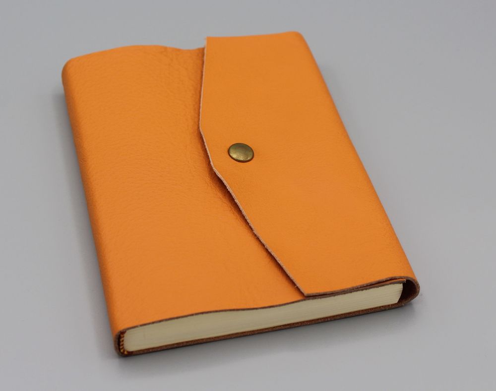 Papeterie bureau - Carnet en cuir souple petit format - LEGATORIA LA CARTA