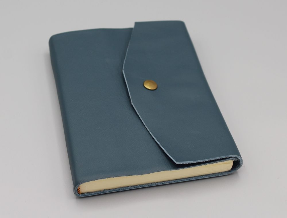 Papeterie bureau - Carnet en cuir souple petit format - LEGATORIA LA CARTA