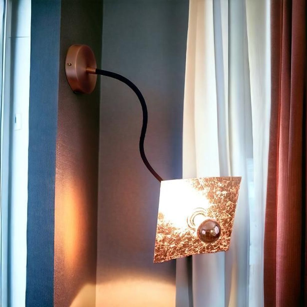Decorative objects - Movement. Wall or ceiling lamp. 23 carat gold leaf. - ATELIER DE MR C