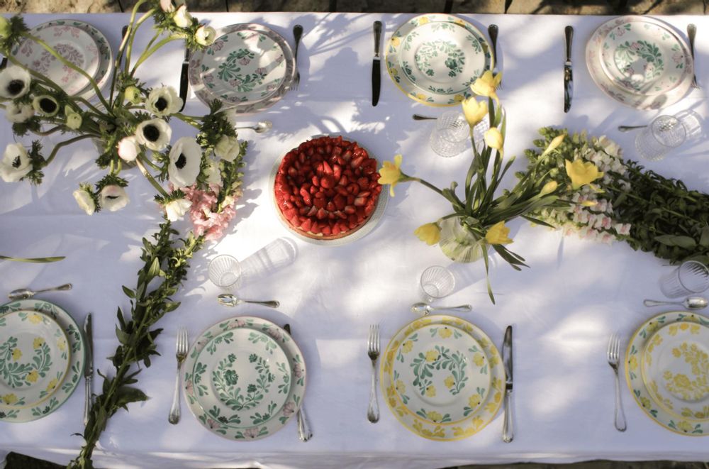 Céramique - Donna collection, let's celebrate italian women! Handpainted tableware - MOLLENI