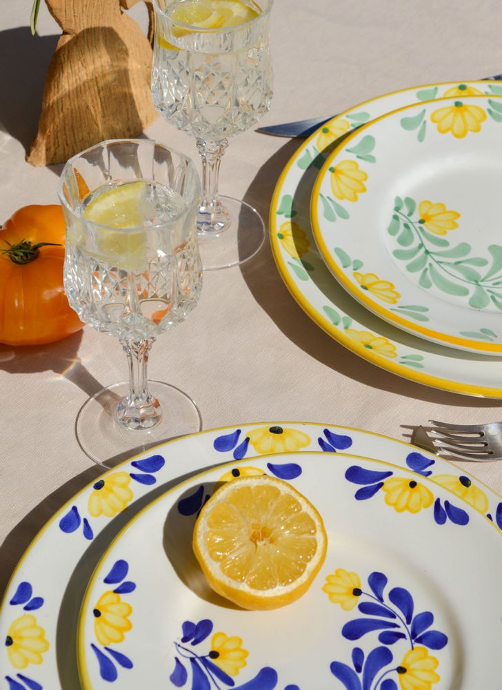 Céramique - Donna collection, let's celebrate italian women! Handpainted tableware - MOLLENI