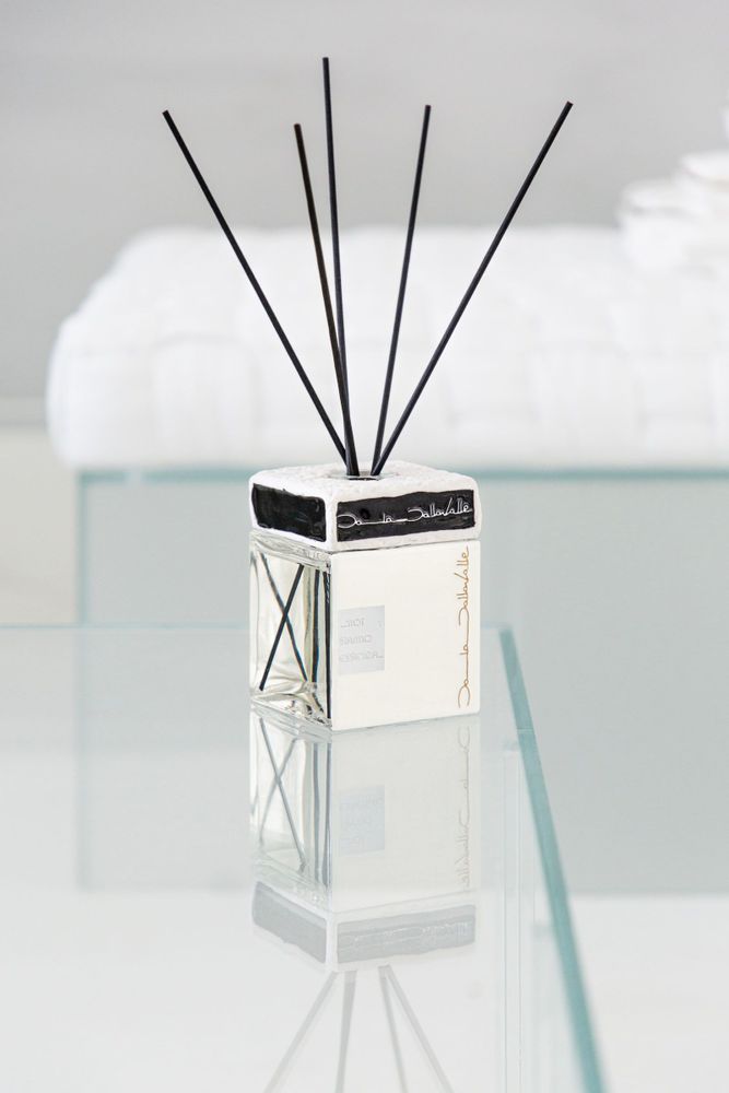 Parfums d'intérieur - PARFUM D'INTÉRIEUR - NOI SIAMO ESSENZA - ARTE PURA  DANIELA DALLAVALLE