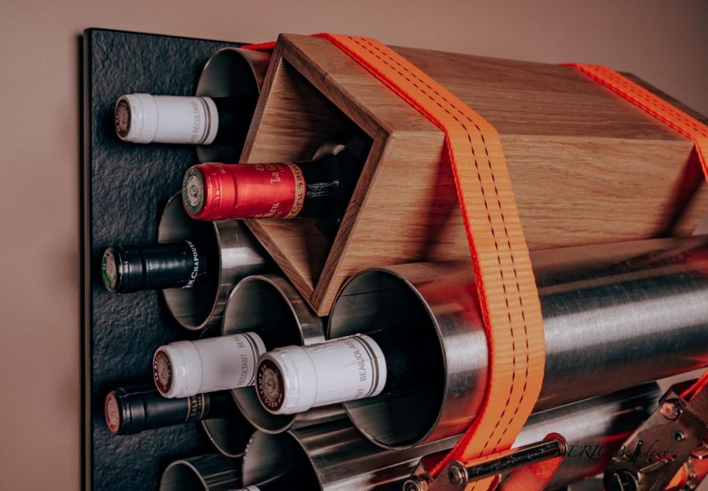 Wine accessories - BOTTLE HOLDER - HOLD ON - Model "THE INTRUDER" - ERIC BEAUDOUX CRÉATION