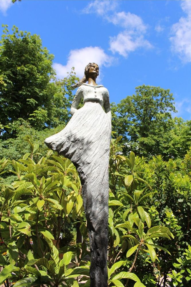 Outdoor decorative accessories - Bronze sculpture the time of secrets - LUSSOU-SCULPTEUR