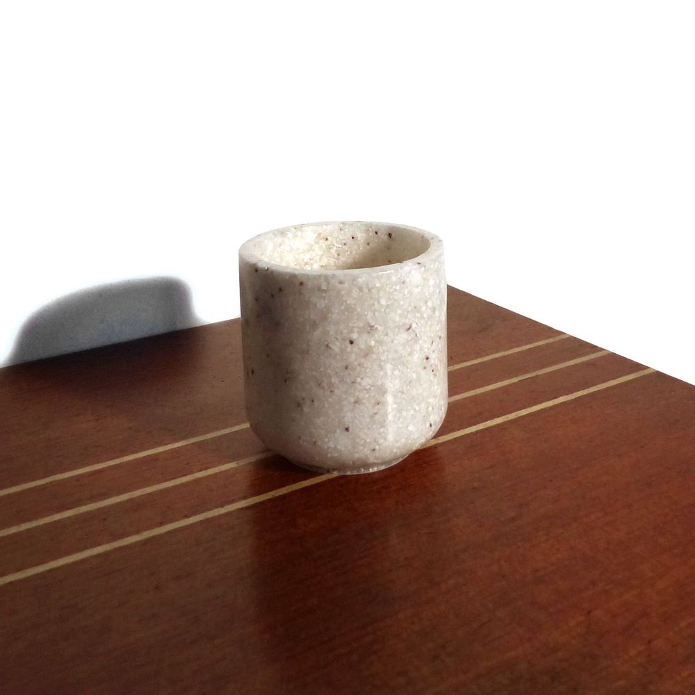 Design objects - Handmade jars & candle holder made of recycled oyster shells Materialys - MATERIALYS
