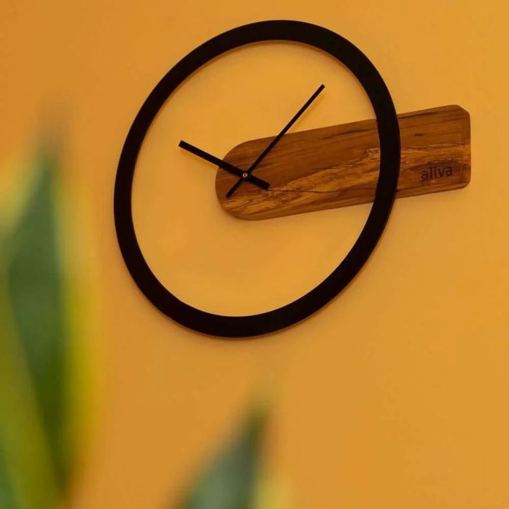 Clocks - "Milone" Wall Clock - ALIVA WOOD