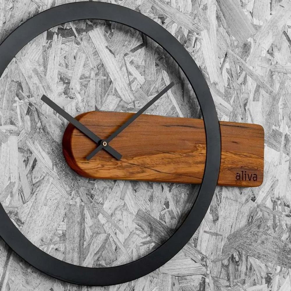 Clocks - "Milone" Wall Clock - ALIVA WOOD