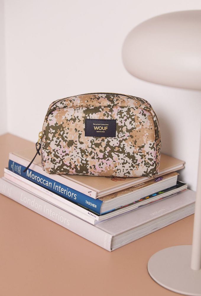Travel accessories - Isla recycled make up bag ♻️ - WOUF