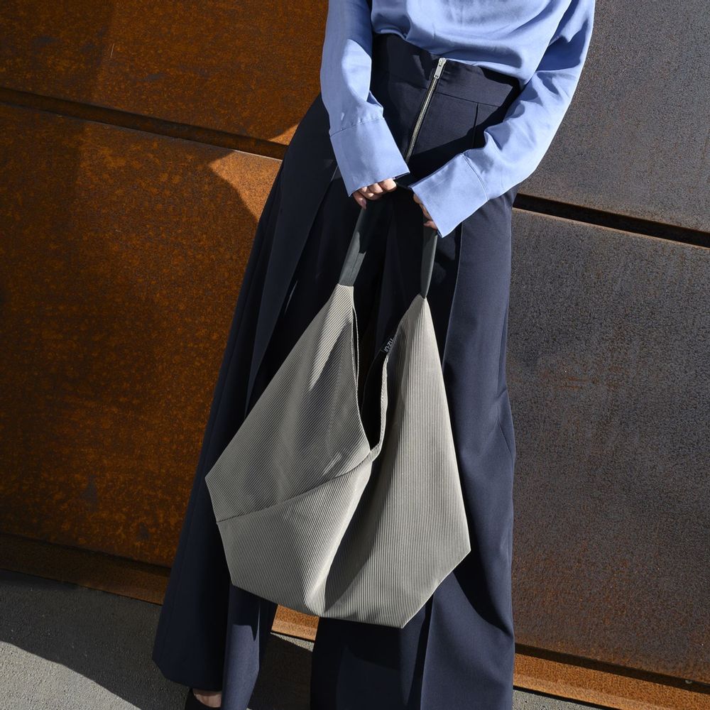 Bags and totes - BEVEL BAG - IN.ZU