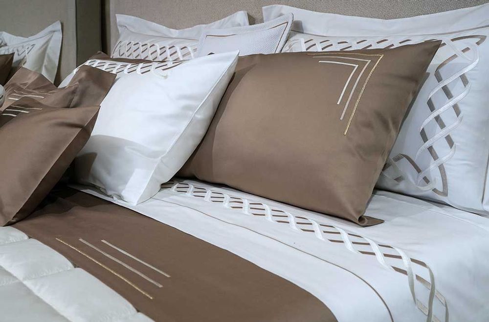 Linge de lit - Mode. Charlotte e Giulia - MAISON CLAIRE