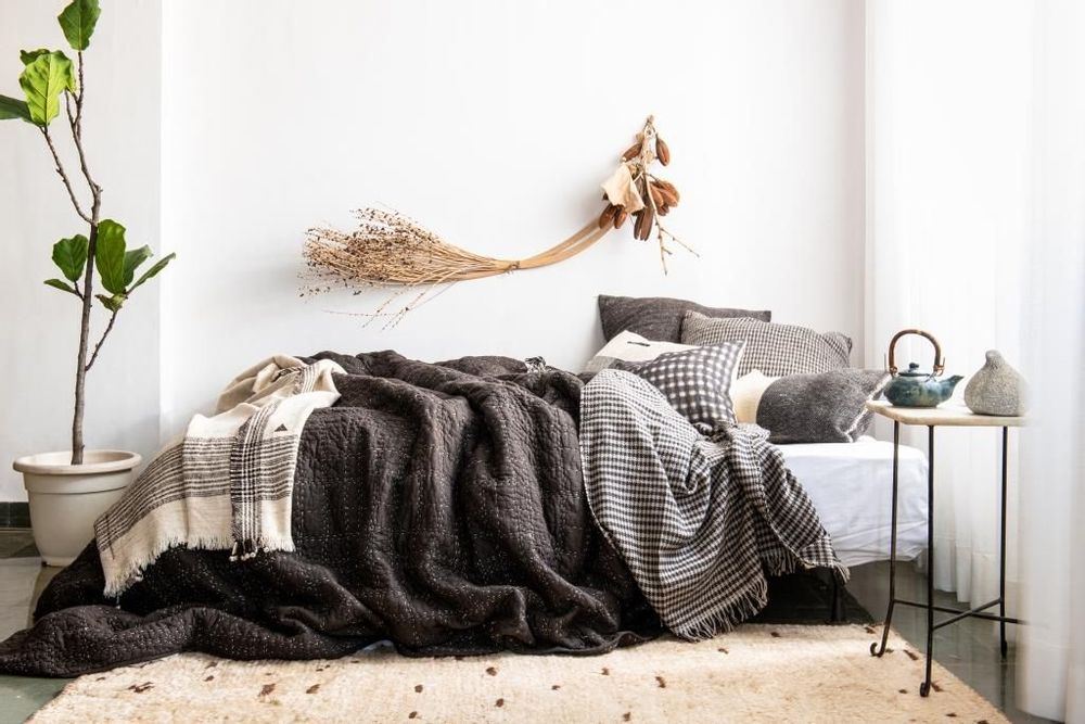 Bed linens - COMFORTER - CHECK BOX - NEEM LIVING