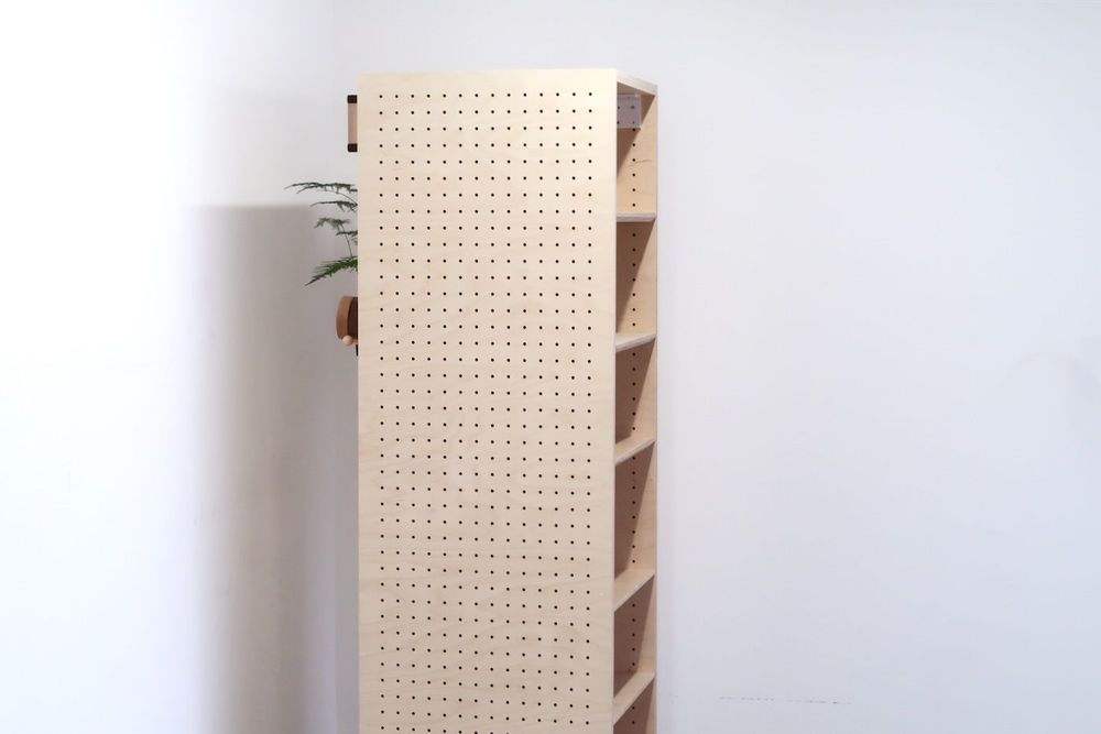 Office furniture and storage - Pegboard Quark Pegboard with DIY Tools - The Perfect Solution for Communities - QUARK