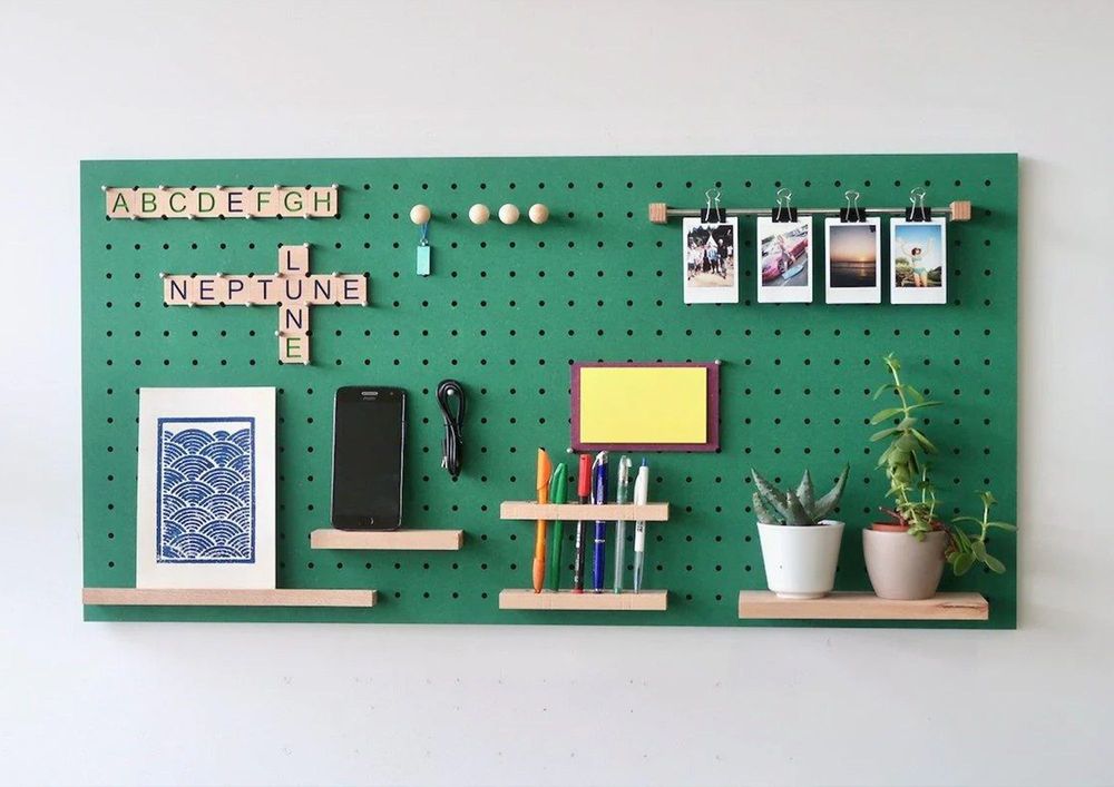 Objets personnalisables - Panneau perforé Pegboard pour équipement de sport - QUARK