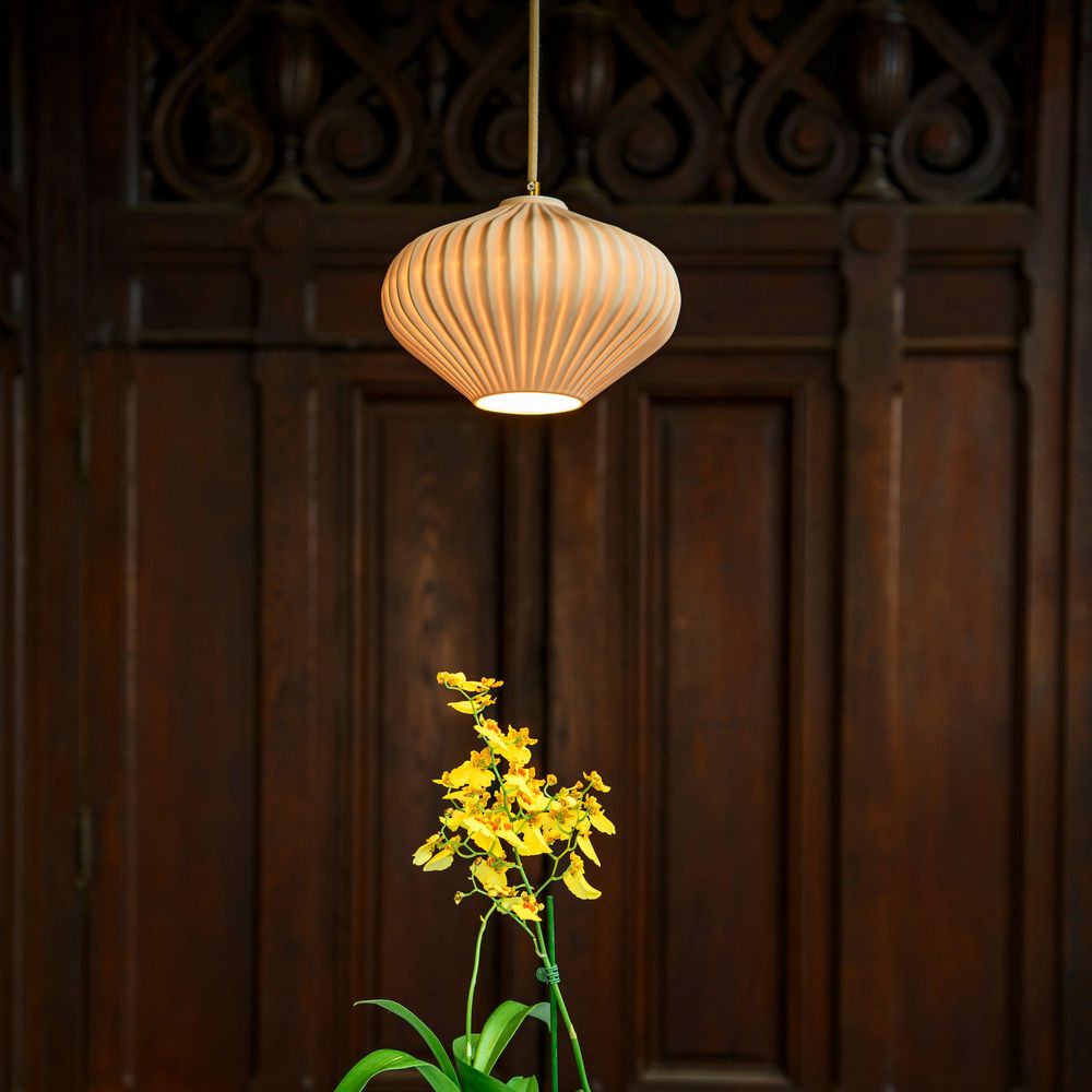 Suspensions - Luminaire BERENICE en porcelaine de Limoges - REMINISCENCE HOME