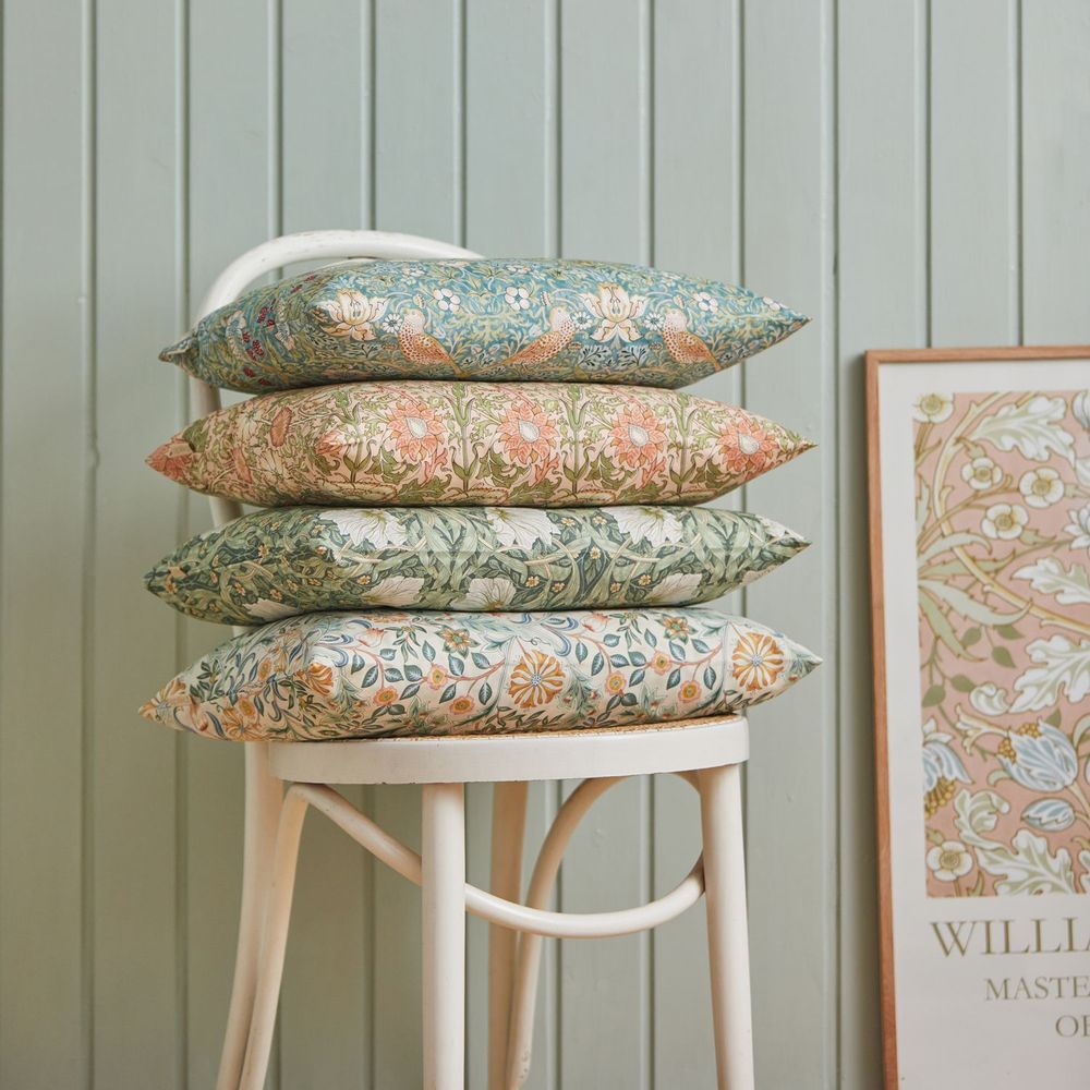 Coussins textile - Coussins dans l'imprimé original William Morris par Morris & Co. - SPLIID