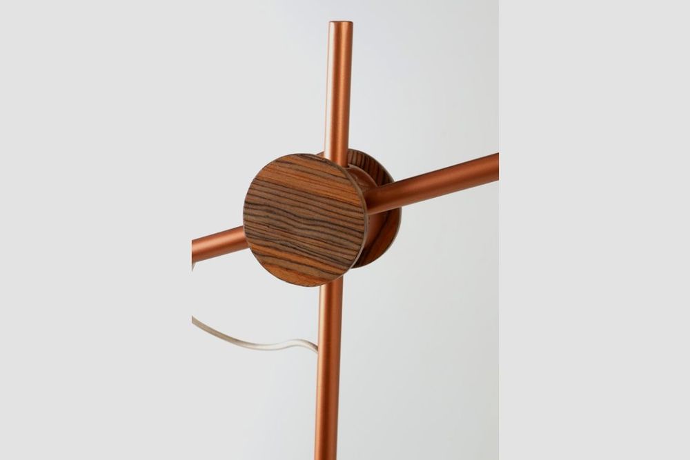 Ampoules pour éclairage intérieur - "RÓTULA" LAMPE DE SOL - ALESSANDRA DELGADO DESIGN