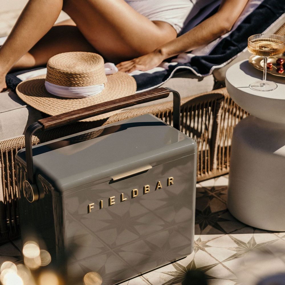 Outdoor decorative accessories - FIELDBAR Gin Trunk - FIELDBAR