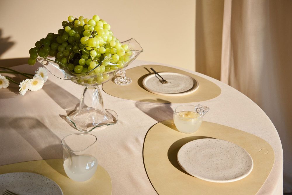 Dessous de plat - SET DE TABLE, CURVE - LIND DNA
