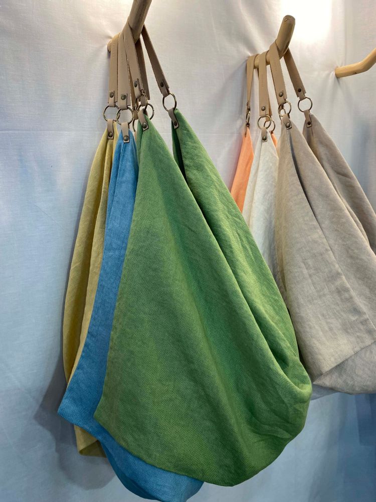 Bags and totes - TRAPECIO BAG - SKANDAL