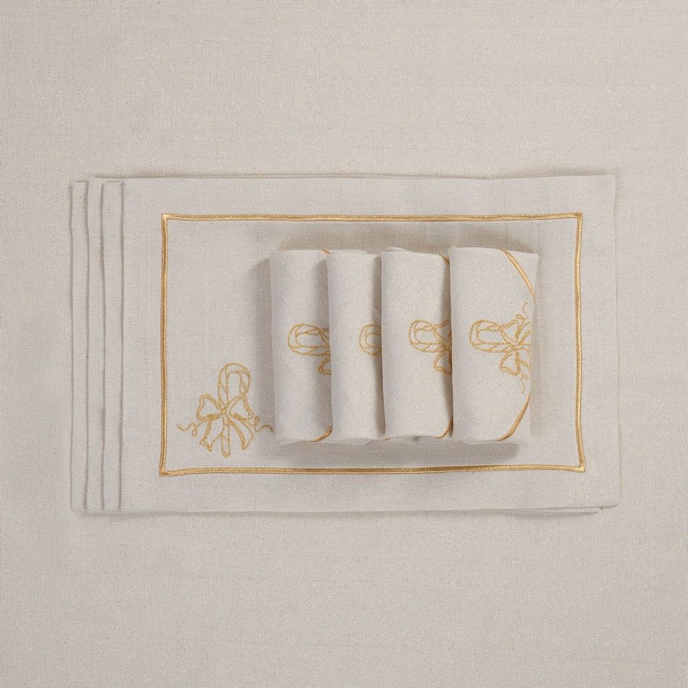 Christmas table settings - Joyful Christmas Golden Placemats - ROSEBERRY HOME