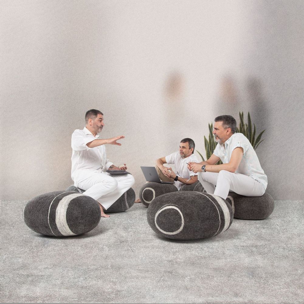 Coussins - Meuble pouf ottoman en laine \ « Set de conférence \ - KATSU STONES