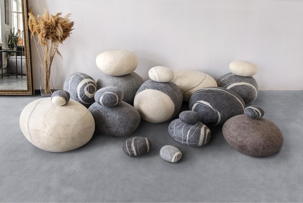 Coussins - Pouf ottoman, meuble en laine | set NOW - KATSU STONES